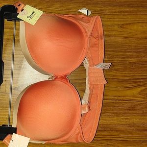 NWT Size 40C Smooth Cup Bras (2)